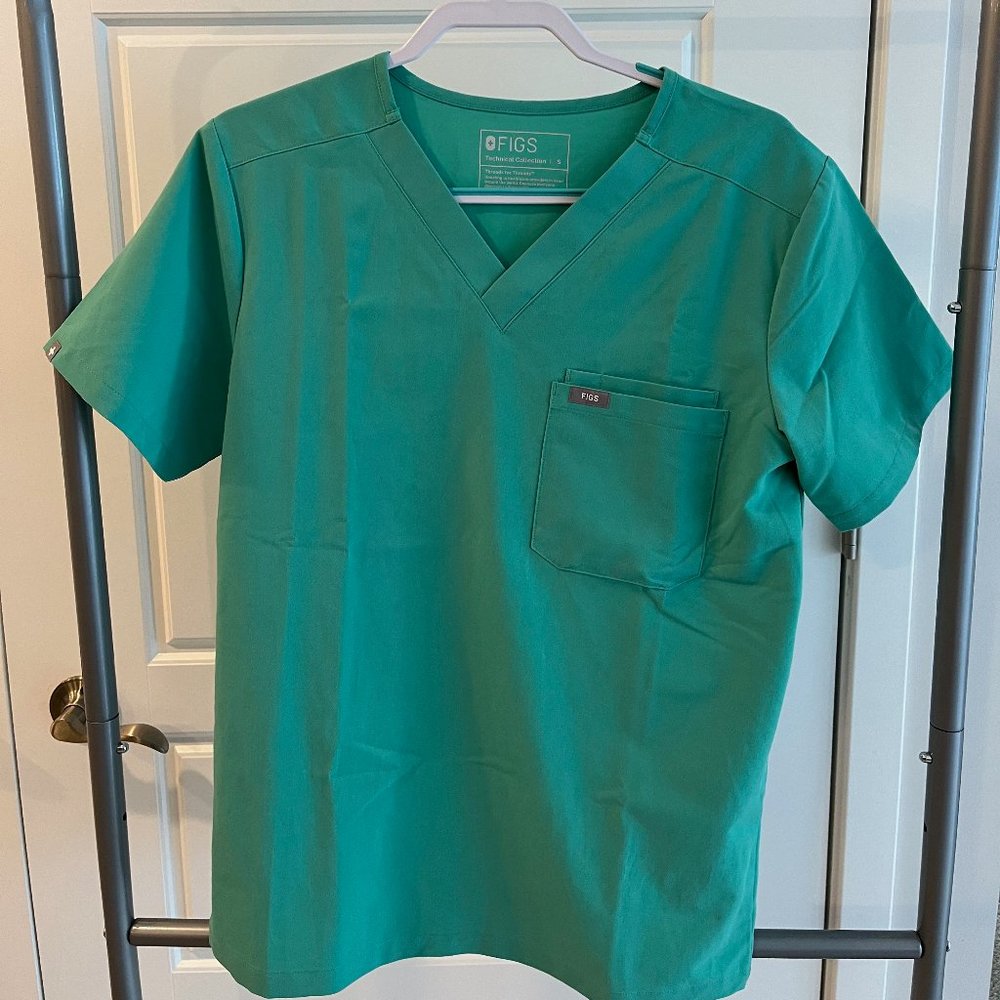 Men's Figs Surgical Green Scrubs Small Set